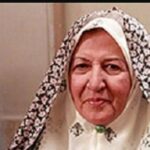 Azita Torkashvand Instagram - امروز یاد بازیگر خوب و مردمی خانم آزیتا لاچینی و خانم پروین ملکی افتادم هنرمندانی پیشکسوت که تمام عمر برای هنر تمام قد ایستادند. خانم لاچینی هم قدرانت هستیم و هم شرمنده چرا که ؟عزیز از دست دادی ،کمرت خم شد ،ولی در روزهای پر از غمت تنهایت گذاشتیم و بی مهری دیدی و یک دیدار را دریغ کردیم و همدردی نکردیم آنطوری که شما بودین برای هنر و فرهنگ و اهالی سینما و تلویزیون ما مرام نگذاشتیم و حرمت پیشکسوت به جای نیاوردیم، بانو پروین ملکی ،ببخش ما را که هنرت را نادیده گرفتیم و حتی انقدر معرفت نیست برای شادی دلت و اینکه منبع درامدت یادتان باشیم. پیشکسوت ها و کسانی که عمر و جوانی خودشان را در خدمت هنر و مردم و کشور بودند را دریابیم. تنها کاری که یاد گرفتیم وقتی از دنیا رفتیم عکس و پست و واییی مصیبت ها سر دهیم. یا در نهایت بیانیه ای از جاییی و تسلیت .تمام.رسالت انجام شد. تا وقتی زنده هستیم به توجه و محبت نیازمندیم زمانی که رفتیم دیگر مهم نیست این ای واییی ها ..‌‌‌....‌ آقای ارجمند از بیست میلیارد صندوق پیشکسوتان ،پیشکسوت را دریابید.سپاس🙏 #آزیتا_لاچینی #پروین_ملکی #هنرمندان_زن #بازیگران_زن #پیشکسوتان_سینما #رسانه_ملی #خانه_سینما #هنر #انسانیتم_آرزوست #آزیتا_ترکاشوند
