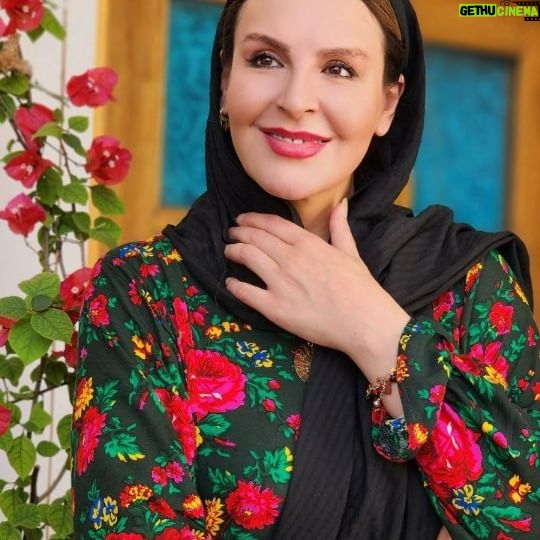 Azita Torkashvand - 16.4K Likes - بنا به درخواست شما عزیزان که نقد کردین شعر یوسف گم گشته را در فضای شادتر باید اجرا میکردم ،/که البته با جان و دل پذیرفتم و نقد به جا بود👌
تقدیم به شما 🙏🙏
#یوسف_گمگشته_بازآید_به_کنعان_غم_مخور_کلبه_احزان_شود_روزی_گلستان_غم_مخور
#حافظ_شیرازی
#شعر_خوانی
#شعر_خوب_بخوانیم
#شعر
#آرامش_مهمان_هميشگى_قلب_مهربونتون🐬🎣🐬🎣🐬🎣🐬🎣🐬🎣🐬🎣
#آزیتا_ترکاشوند