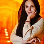 Azita Torkashvand Instagram - قابی از اصفهان #زاینده_رود #اصفهانگردی #سفر #ایرانگردی #آرامش_مهمان_هميشگى_قلب_مهربونتون🐬🎣🐬🎣🐬🎣🐬🎣🐬🎣🐬🎣 #آزیتا_ترکاشوند #معماری_ایرانی