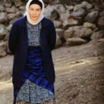 Azita Torkashvand Instagram - دلم برای شخصیت مه لقا تنگ شده زنی با تجربه و با درایت که رنج زندگی برایش شده بود گنج معلم و رهنما زنی قدرتمند و شجاع با قلبی مهربان. عشقی پاک به خسرو که هیچ وقت نرسید و همیشه برایش مقدس ماند. سریال گذر از رنجها:کارگردان فریدون حسن پور #هنرپیشه #خاطرات #هنرمندان_زن #بازیگران_ایرانی #تلویزیون #سریال #ازیتا_ترکاشوند #بابک_حمیدیان
