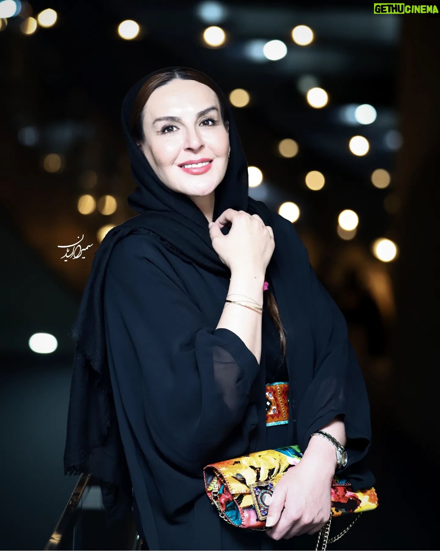 Azita Torkashvand - 4.9K Likes - اکران خصوصی شماره ۱۰
کاری از :حمید زرگر نژاد
تهیه کننده:ابراهیم اصغری
فیلم شماره ۱۰ لذت بردم از تماشای کار
پیشنهاد میکنم حتما این فیلم رو ببنید.
سپاس از خانم سمیرا اسدیان برای ثبت این لحظه :
@samira__asadiyan
#سینمای_ایران
#سینما
#هنرمندان_زن
#هنرپیشه
#هنر