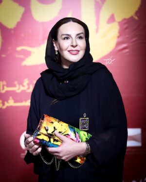Azita Torkashvand Instagram - اکران خصوصی شماره ۱۰
‌کاری از :حمید زرگر نژاد
تهیه کننده:ابراهیم اصغری

فیلم شماره ۱۰ لذت بردم از تماشای کار
پیشنهاد میکنم حتما این فیلم رو ببنید.

سپاس از خانم سمیرا اسدیان برای ثبت این لحظه :
@samira__asadiyan

#سینمای_ایران 
#سینما 
#هنرمندان_زن 
#هنرپیشه 
#هنر