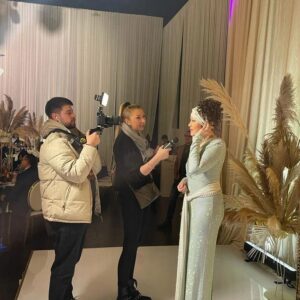 Aziza Instagram - Нашла  медаль  своего Героя. Приятная и неожиданная  награда в честь моего 35-ти летнего творческого  пути в  мире музыки. Благодарю организаторов торжественной церемонии ,, ЛИДЕРЫ ЭПОХИ 2023"" Лобанов Никита @persono_awards
nik.lob
