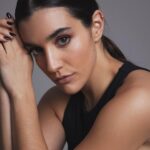 Bárbara Branco Instagram – ACTORS & DIGITAL / NOW REPRESENTING 

BÁRBARA BRANCO 🩷

Bárbara Branco, uma das mais reconhecidas e talentosas atrizes da sua geração, é agora representada pela Elite Lisbon nos departamentos Elite Actors, Elite Digital e Elite Celebrity ✨
 
Com apenas 24 anos a atriz conta com um currículo extenso e variado, com provas dadas no cinema, teatro e televisão. 
 
BEM-VINDA BÁRBARA 🩷

📸 @joaopaulo____________ 
💄 @joanamoreira_makeup 

#barbarabranco #elitelisbon #eliteactors #elitedigital #nowrepresenting #beelite
