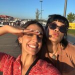 Bárbara Branco Instagram - 20% para me levar de volta para Istambul, 80% para parabenizar a amiga que me aturou por lá parabéns, @pipinhazzz ✨🧚🏼‍♀️🌈💜 que possamos correr cidades e cidades à procura de pratos típicos, de mercados locais e de lugares bonitos onde ver o pôr-do-sol