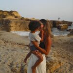 Bárbara Corby Instagram - Feliz Dia do “tudo está bem se os meus filhos estão bem”🤍