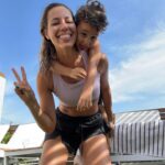 Bárbara Corby Instagram - Feliz Dia do “tudo está bem se os meus filhos estão bem”🤍