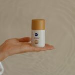 Bárbara Corby Instagram - PUB A @nivea desafiou-me a usar o novo Sérum Óleo Anti-Estrias, Luminous 630® durante 30 dias, e agora desafio-vos a vocês!! A maior parte das mulheres têm estrias mas se te incomodam, há formas de as atenuar … E em apenas 4 semanas ☺️ #NIVEA #NIVEAPortugal #OleoAntiEstrias  #LuminousPortugal