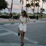 Bárbara Corby Instagram - Just love sunsets and palm trees 🌴 @almande.label #miamibeach #almandesummer