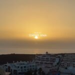 Bárbara Corby Instagram - A caminho de Portugal e já a pensar na próxima visita a Tenerife 😍 Vou ter saudades do calor, da comida, do pôr do sol, da vista incrível da minha varanda!! Quero muito voltar com minha família, tenho a certeza que as crianças vão amar!! @visit_tenerife #Tenerifedespiertaemociones pub