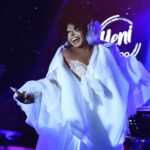 Bülent Ersoy Instagram – Sizlere dün gece @yenigazino sahnemden kareler sunmak istedim …. Efendim Siz Muhterem takipçilerime mutlu pazarlar ve güzel yarınlar diliyorum.  @haluk_senturk  @gulsahsaracoglu  @arzu_acay  @serkanuzundal  @selimakar  @mehmetyigitparis  @birsensirin
