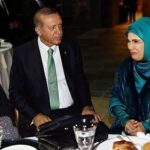 Bülent Ersoy Instagram – Sayın Cumhurbaşkanım ;
Bugün 365 günün  en anlamlı tarihlerinden bir  tanesi yine … 26 şubat doğum gününüz kutlu , ömrünüz uzun , varlığınız daim olsun . Yaşam döngümde hiç bitmeyecek sevgi ve saygımsınız efendim. @rterdogan  @emineerdogan