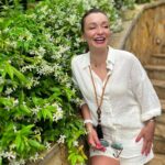 Başak Daşman Instagram - blanc 🤍 us #davet #brunchtime