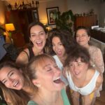 Başak Daşman Instagram - Kutlu doğum haftası başladı @zeynepozan_t ❤️ Ve bebeklerim @sedefavci_ @selenistan @irem_kahyaoglu @ozlemcconker 🎈🥰