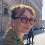 Başak Daşman Instagram - .. Hitler’ in en sevdiği şehir Nürnberg .. Hitler in mezarı orada mı peki? Hayır , değil.. Çünkü onun bir mezarı yok… Hitler’s favorite city was Nuremberg.. So is Hitler’s grave there? No, it’s not.. Because he doesn’t have a grave.. #nürnberg #avrupa #tarih #gezi