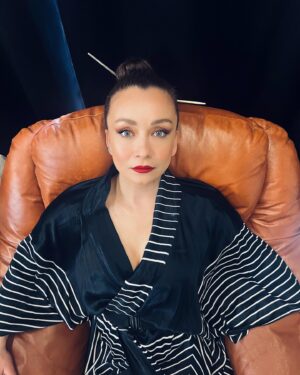 Başak Daşman Instagram - 🥂🖤

by @sedefavci_