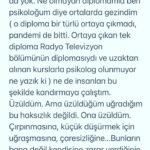 Başak Sayan Instagram – Bir kadının hemcinsini eril bir dille kadın bedeni üzerinden karalama çabasına cevaben: Bu fotoğraf yanılmıyorsam 2001 senesinde çekildi.
Mesleğin başındayken.
Yaşım 23.
Şamdan dergisine.
O zamanlar neredeyse tüm tanınmış oyuncular,
şarkıcılar herkes o dergiye röportaj veriyor.
Haliyle ben de.
O kadar iyi oldu mu bilmem ama ben o zaman da çok sevmiştim,
şimdi de.
Tek fark o zamanki Başak’ın endişelerine ve korkularına şefkatle bakabiliyorum. Dün avukatım Zekeriya Bey bana Azra Kohen’in bu fotoğrafım ile paylaştığı ve beni küçük düşürmeyi amaçladığı görselleri yollayınca şaşırdım.
“Seviyesiz” bir fotoğraf paylaştığı için özür dilemiş. Fotoğrafın seviyesini beğenmediğim tek yanı saçlarım. Keşke hiç kestirmeseydim, çok daha estetik dururdu :) Ne oldu da saldırıya geçti acaba durduk yerde dedim. Önce yazdığı ve neredeyse hepsi yalan olan sözleri nedeniyle öfkelendim.
Ama bir kaç saniye sürdü bu.
Bir kadın olarak kadın haklarından dem vurup kendi hemcinsine eril bir dille, ahlak bekçiliği yaparak bu şekilde saldırmasından dolayı içine düştüğü derin çaresizliği anladım ve onun adına üzüldüm. O kadar çaresiz ki bunu yaparak hemen hemen bütün kadınları ( oyuncu veya değil ) kendi çıkarları için küçük düşürmeye çalışma gafletinde bulunmuş. Oluşturmaya çalıştığı kanaat önderi maskesini kendi kendine düşürmüş oldu. Bu şekilde gündeme gelme çabaları da ayrıca üzücü tabi.
İntihal davasında bir üst mahkemenin vereceği kararı henüz bilmiyoruz. Belki yeniden görülsün diyecek, belki onanacak. Üstelik sonrasında bir de yargıtay süreci var. Yani mahkeme devam ediyor. Tanışma hikayemiz de inanılmaz bir kurgu. Aynı yayınevinde aynı anda tesadüfen bulunduğumuz bir anda yayıncımız tarafından tanıştırıldık. Elbette tebrik ettim,çünkü o bir yazar. Kitabı henüz okumamıştım ama almıştım. Yanımda değildi ne yazık ki, çünkü orada karşılaşacağımızı bilmiyordum. Yanımda olsaydı imzalatırdım da. Adettendir çünkü. Ama okumuş olsaydım aynı şekilde davranır mıydım bilmem. Kapıda beklemeler falan, nasıl inanılmaz bir hayal gücü, tebrikler. Kapısında bekleyeceğim yazarlar var elbette. Bana ışık olan, yol gösteren. Ancak kendisi onlardan biri değil. DEVAMI YORUMLARDA👇🏻