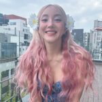 Bada Instagram - 🌼😉🤘🏻🌼 @moschino #ses #sea #daily #summerdress #모스키노#kpop #kpopsinger #bada