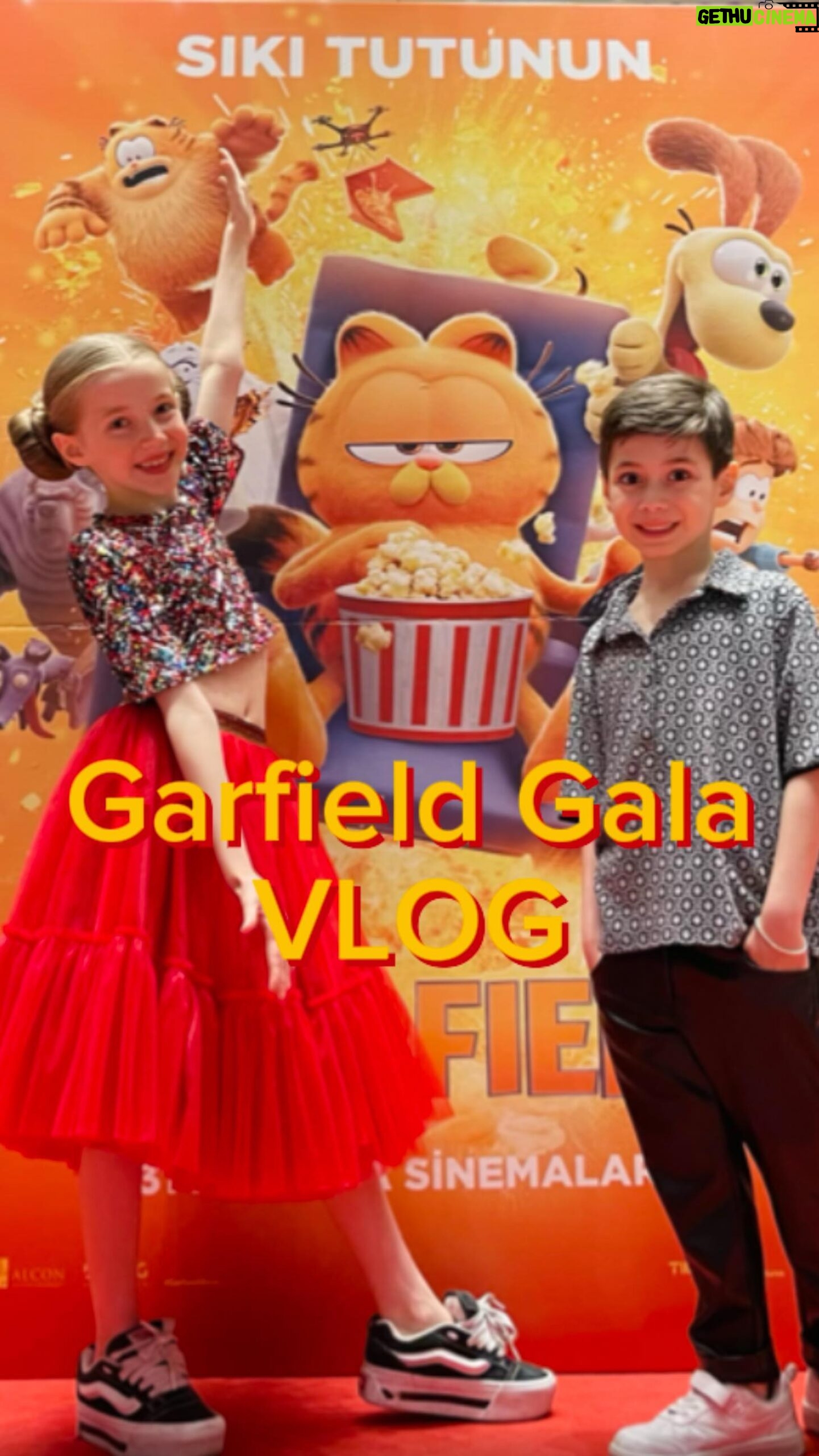 Bade Arazlı - 3 Likes - Mini VLOG geldi 🥳
Kombinim: @ozlemkaratayofficial
Ayakkabılarım: @vans.turkiye
#işbirliği #tanıtım #reklam