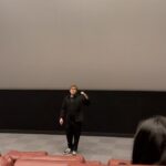 Bade Arazlı Instagram - @emreuzunboy ‘un davetiyle KUNG FU PANDA 4 filminin galasındayız 🐼🦎 5 Nisan’da vizyona girecek bu harika animasyon filmini mutlaka izleyin 🥋 Konsepte hem uygun hem de şık olmamı sağlayan @goose_official ‘a teşekkür ederim 🍀 #tanıtım #reklam #tavsiye #kungfupanda #kungfupanda4 #badearazlı #boraarazlı #sinemakeyfi #oyuncu #cocukoyuncu