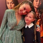 Bade Arazlı Instagram – “KURTULUŞ LİSESİ” gala 💫
Elbise ve ayakkabı tercihimiz @goose_official 💫