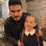 Bade Arazlı Instagram – “KURTULUŞ LİSESİ” gala 💫
Elbise ve ayakkabı tercihimiz @goose_official 💫
