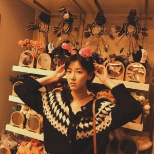 Bae Da-bin Instagram - 핑끄몬스터-!