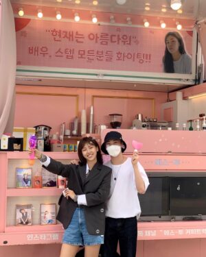 Bae Da-bin Instagram - 누나가 더 많이 사랑해!