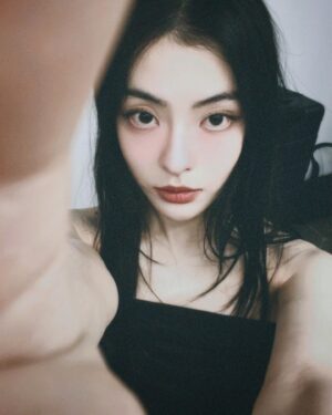 Bae Gang-hee Instagram - 집, 밖