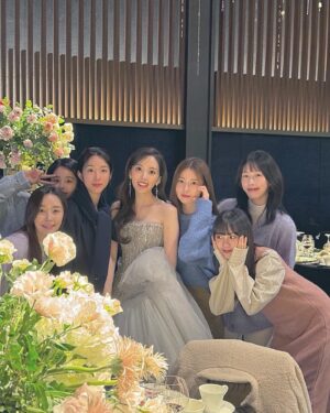 Bae Woo-hee Instagram - 윤조의 결혼식👰🏻‍♀️🧡