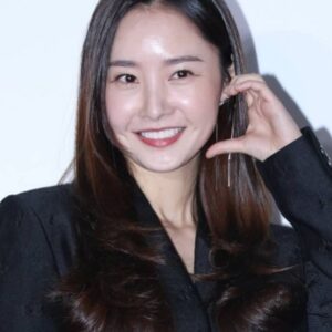 Bae Woo-hee Instagram - 제니하우스🩷