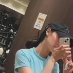 Bae Woo-hee Instagram - 이모네 강쥐 짱짱이 기운받고 운동하기🐾💪🏻
