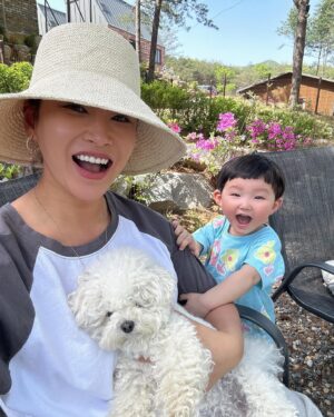 Bae Yoon-jung Instagram - 우리의 춘천여행🩵
#34개월아기 #춘천여행#엄마랑아들#재율이네