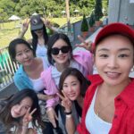 Bae Yoon-jung Instagram - 개모임🐶🐕 어머 나 뱃살ㅋㅋㅋㅋ🫣 . . #몽글브라운