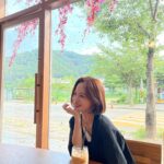 Bae Yoon-kyung Instagram - 🍃🌷