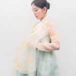 Baek A-yeon Instagram - 한복여니🤍 새해 복 많이 받으세요🫶🏻😘