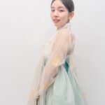 Baek A-yeon Instagram - 한복여니🤍 새해 복 많이 받으세요🫶🏻😘