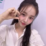 Baek A-yeon Instagram - #월간더스테이지 💕💜🫶🏻