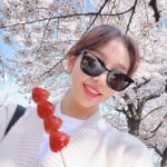 Baek A-yeon Instagram - 🌸