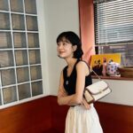 Baek Jin-hee Instagram - 출근길🩵