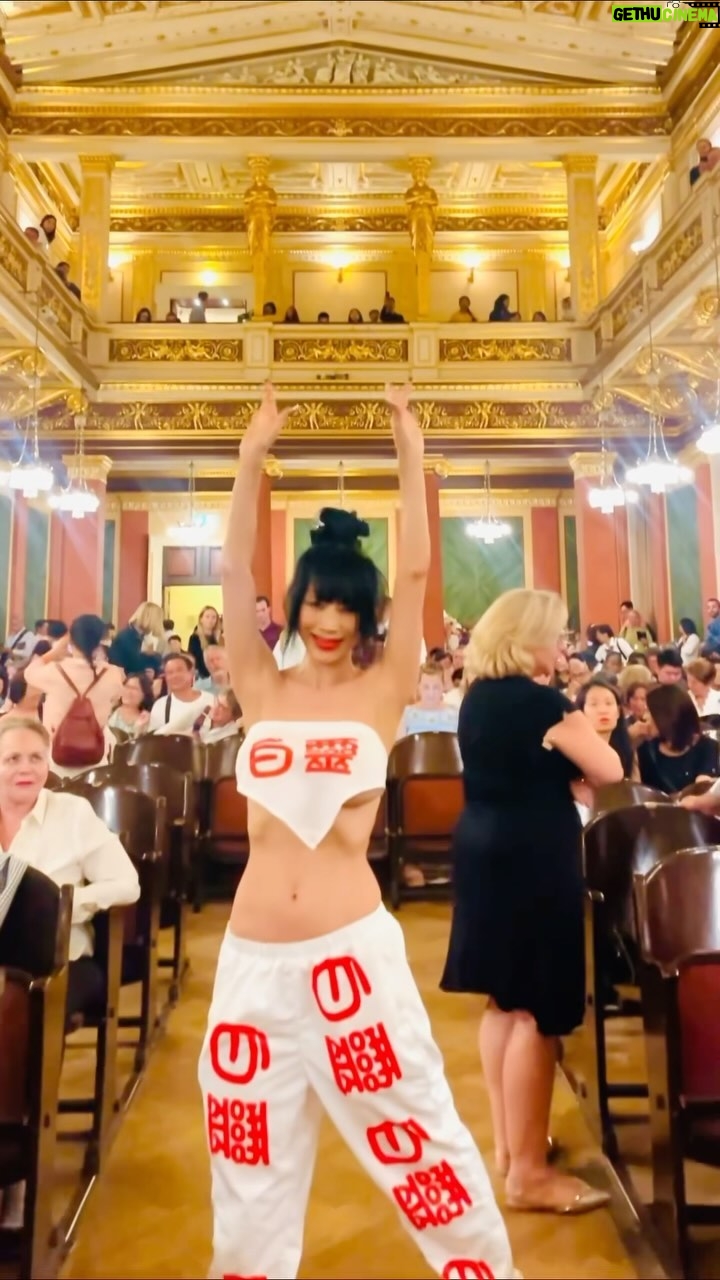 Bai Ling Instagram - Soon 6:50pm live showing you a bit of #magiccastle you can give me stars and subscribe me for live show Friday 10pm Los Angeles time and you can gift me badges 😜👏💖 I love #classicmusic do you? It is because I was growing up with it and learned to play #violin and #pipa as a child. Watch it till the end. If you are in #vienna where #mozart and lot of #amazing #composer are from you have to go to the most #famous #VIENNAMOZARTORCHESTRA #viennamusikverein to listen the most beautiful #concert Here I am Finally got little time to share with you stunning #music in #vienna #austria Mozart and #Beethoven I enjoyed it so much hope you do too. By the way what I am wearing you can find in my #bailinghollywoodshop by click the link in my bio @bailinghollywoodpopularshop @quarantineromancee See you this weekend 7th and 8th at the #hollywoodshow burbank #Marriott Cookie: Music is the food for our soul, it nourishing our internal world that is actually connected to the deep universe, where all the beauty and harmony are from. And music let us to take time to forget time, and lets us simply without thoughts to experience the infinite magic that our mind would not know, but our consciousness. Love 💋😜💖 #bailing #hollywood #fashion #healthylifestyle #positivevibes #positiveenergy #bailingmovie #bailingfashion #白靈電影 #白靈時尚 #白靈的小蠻腰 #abs