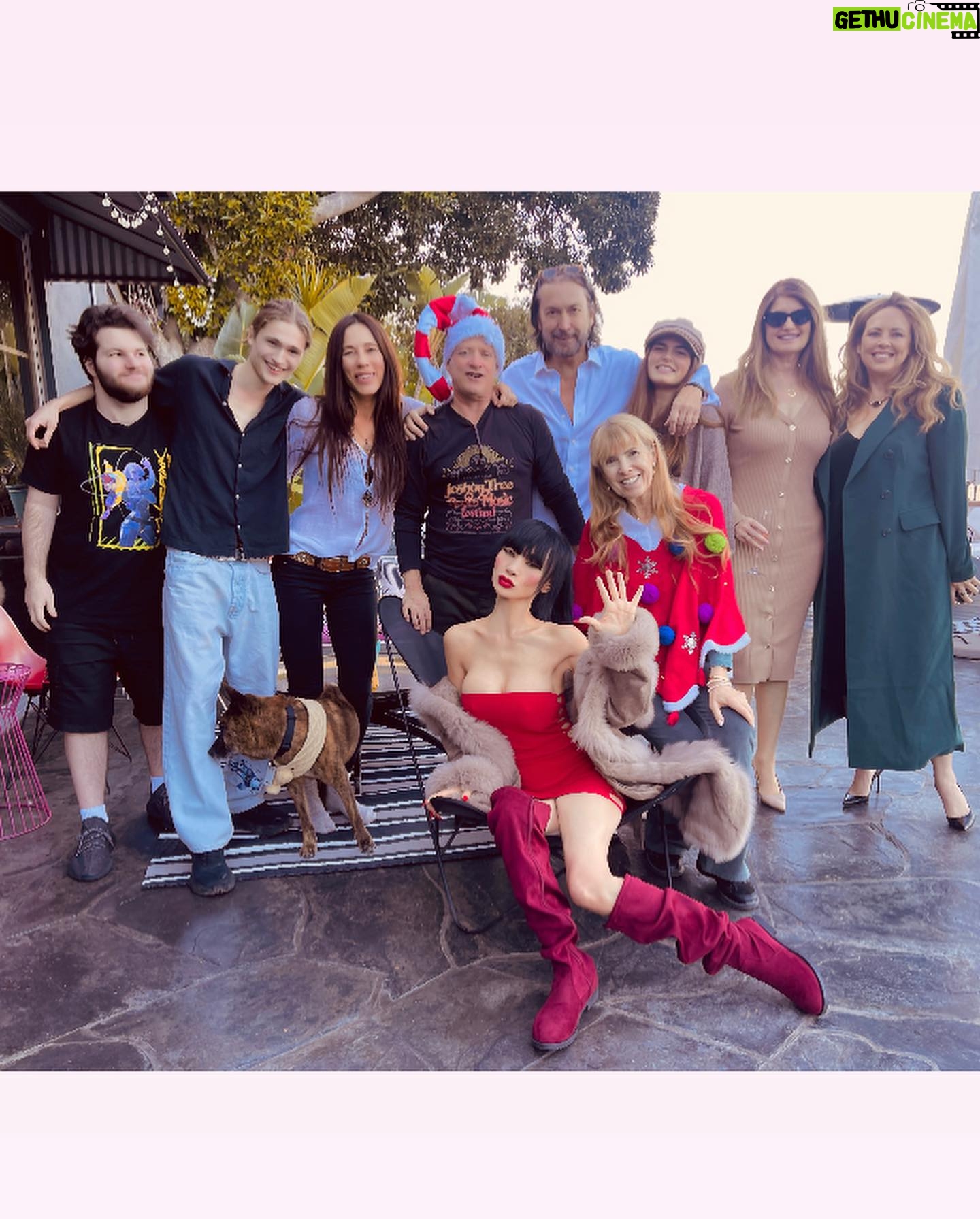 Bai Ling Instagram - Click the link in my bio for new #2024 gifts I made for you in my #fashionshop @bailinghollywoodpopularshop @quarantineromancee Sharing 10 candid photos of me last night in a #stunning #christmas #party which one do you want like? What a #fun #christmasdinner party I had so much fun with my friends, #eating #playingcards #dancing #tellingjokes playing #guitar and just chill … Thank my friends for inviting me, to this #amazing #hollywood house party watching the beautiful city view of #losangeles and just feel the #christmasfeeling of love and contentment of #harmony …….. I love #holidayseason because I get to connect with normal life and people in a very beautiful normal way, I love life when it is in a beautiful harmony , everything seams so natural and at ease, that’s exactly what I had and thats magical to me. Grateful! Cookie: I am not looking, but my heart is open and excited to receiving beautiful magical things, to allow and to welcome another levee of #abundance and new love into my life. I give permission to Angels to show me amazing #miracles in the new 2024. Love from #Hollywood 💝😛🛍 #bailingmovie #fashion #healthylifestyle #bailingfashion #白靈 #白靈電影 #白靈時尚 #白靈的小蠻腰 #positivevibes