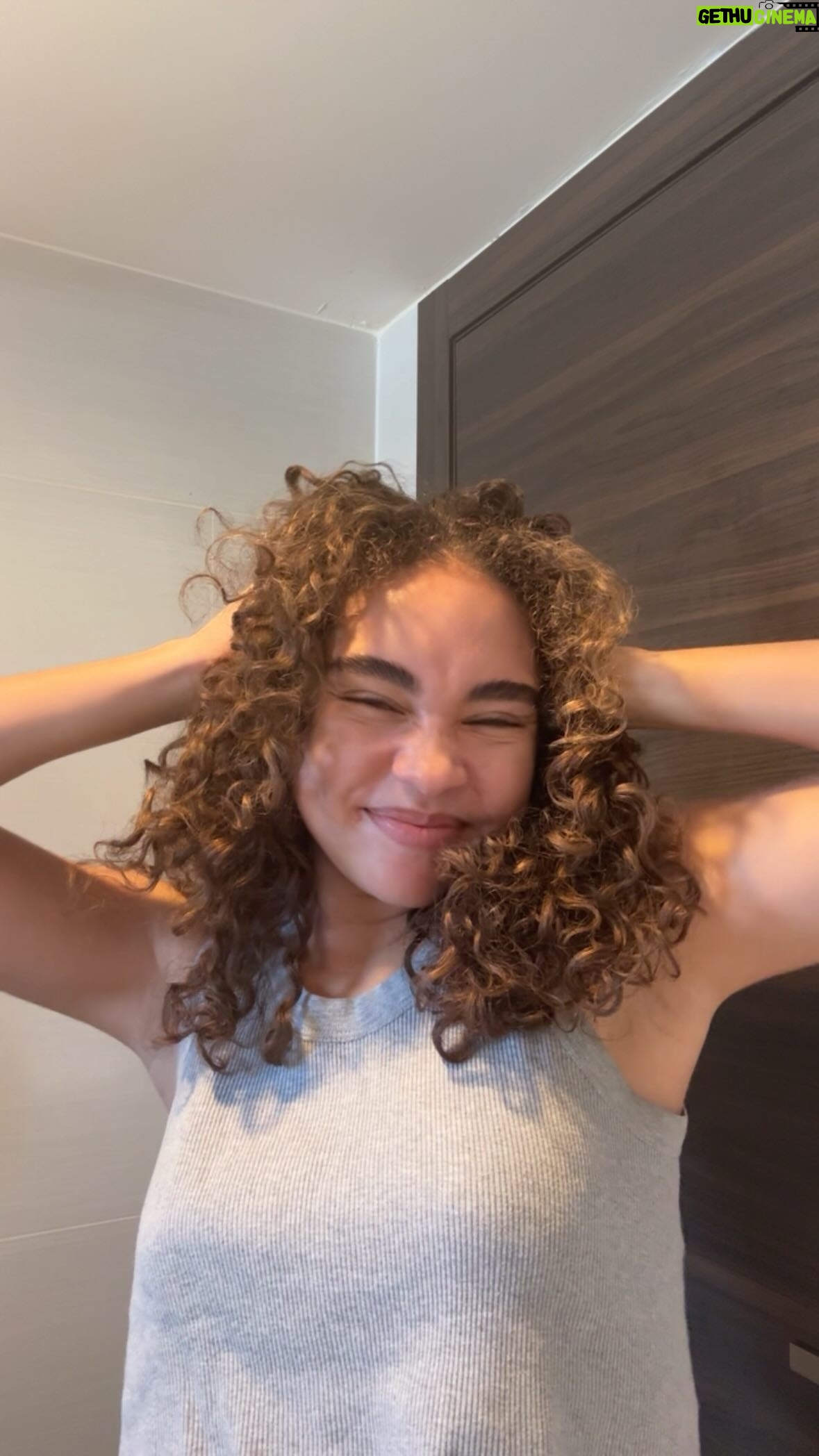 Bailey Bass Instagram - Let me know your thoughts!! ☁️✨ No makeup at a fashion week event? Yay or nay? #nomakeup #skincare