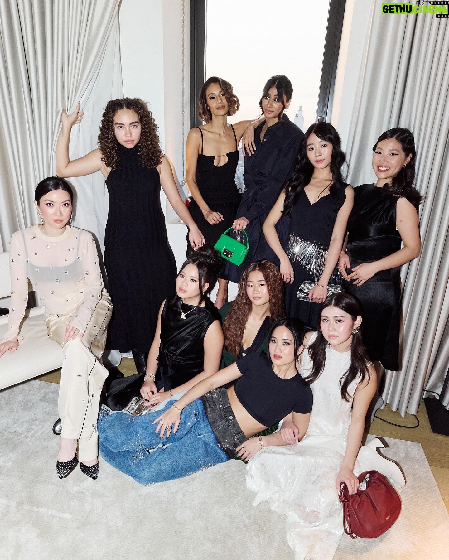 Bailey Bass Instagram - This New York Fashion Week I went make up free. This is what I’ve learned… 🥰Our impact and kindness matters far more than what we look like. I already knew this, but this Feb NYFW definitely solidified that ideology. ❤️What makes NYFW special is not necessarily the fashion, although that is a big part of it. One of my favorite parts are the people that make NYFW possible and the friends you get to celebrate and share the moments with me. @bachmai and @sophfei @priscilla.tsai and my mama ( @alesya.iggy ) made this one special for sure! 💋lastly, not every look HAS to be a no makeup look. I know, ironic. I think there’s a time and a place for everything to be fair, but, for sure, it was freeing not having to wash my face four times at the end of the day. p.s. I’ve wanted to say this for a while now. Please please stop filtering my face when resharing my posts. I purposely and intentionally don’t use filters and it’s hard to see my face filtered when I work hard to be confident in my own skin. Thanks fwends🌝🤍🪐💕 #nyfw #nomakeup