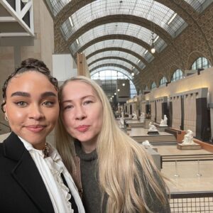 Bailey Bass Instagram - Thanks a million to @louisvuitton 🔓🤍
It was an absolute honor to attend such a fabulous show. @nicolasghesquiere you’re brilliant!! 
AND I got to attend with mama. 
#louisvuitton #parisfw