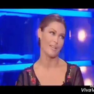 Banu Alkan Instagram - HÜLYA AVŞAR SHOWDAN GÖRÜNTÜLERİM#istanbul #paris #london #india #dubai #newyork #berlin @kyliejenner @banualkanresmi