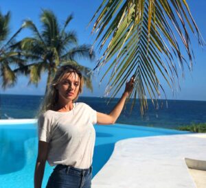 Bar Paly Instagram - suddenly have the urge for some 🥥🍍🥭
