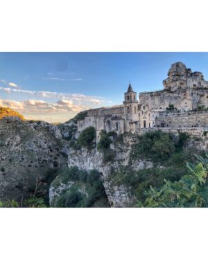 Bar Paly Instagram - It’s like being in a Cubist painting 🙌 #Matera 🇮🇹