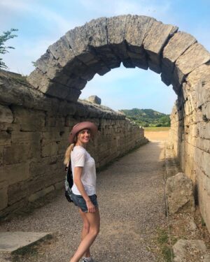 Bar Paly Instagram - #Olympia , the birthplace of the #OlympicGames dating back to 776 BC. 
This is the FIRST Olympic stadium & the famous archway, that served as the entrance. 
#Olympia776BC - #Tokyo2020 🙌😎🥇