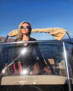 Bar Paly Instagram - Having a Bond moment 🍸🚤